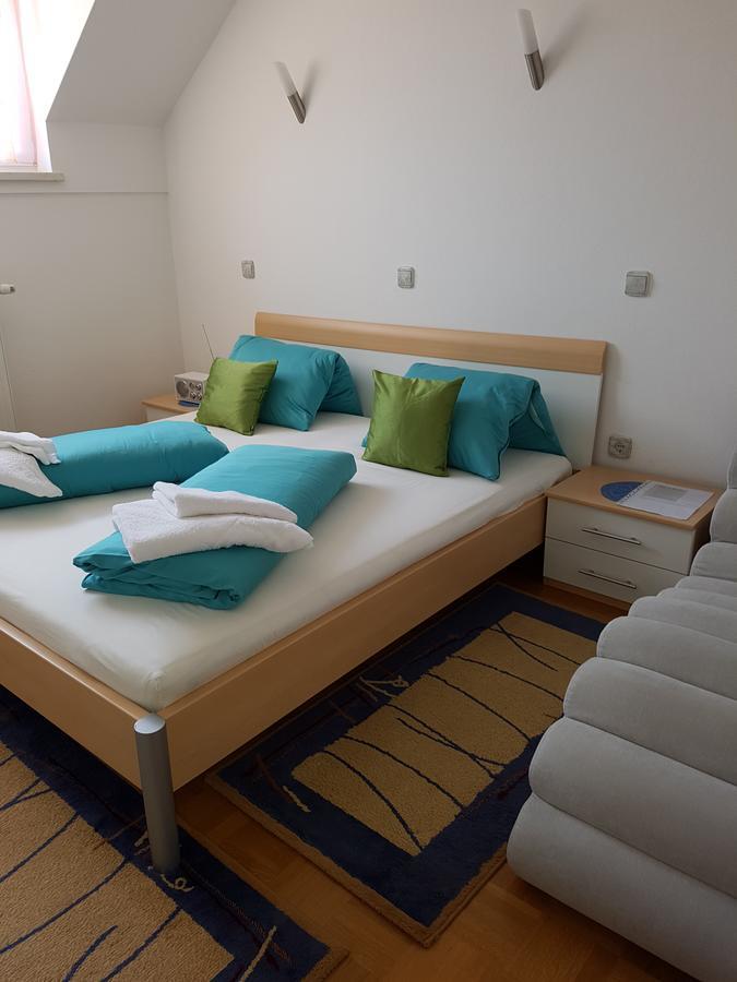 Rezidenca Ervin Hotel Jesenice Luaran gambar